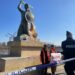 Aktywistkom Ostatniego Pokolenia grozi 8 lat więzienia. Chodzi o zniszczenie Warszawskiej Syrenki